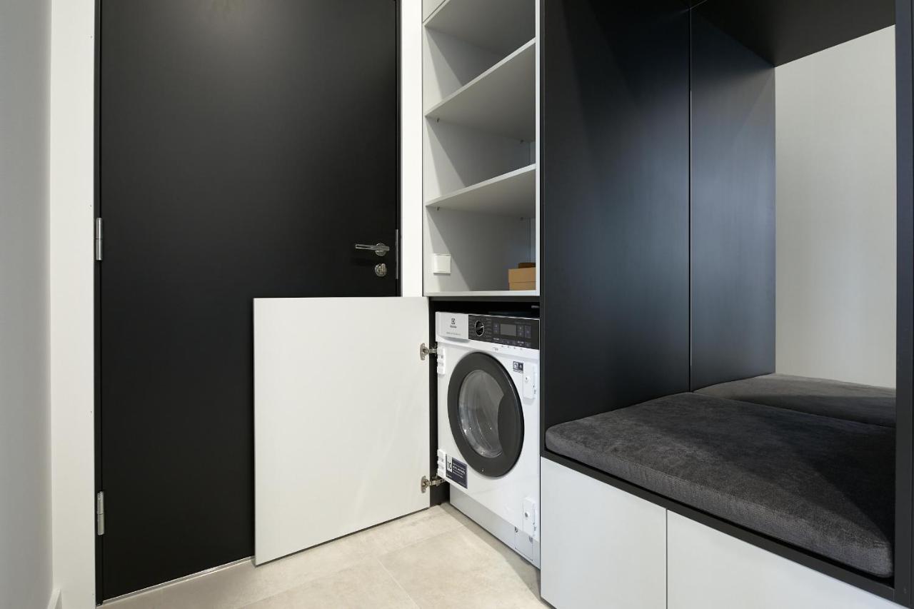 High Ceiling Loft With Its Own Backyard And A Terrace Apartman Tallinn Kültér fotó